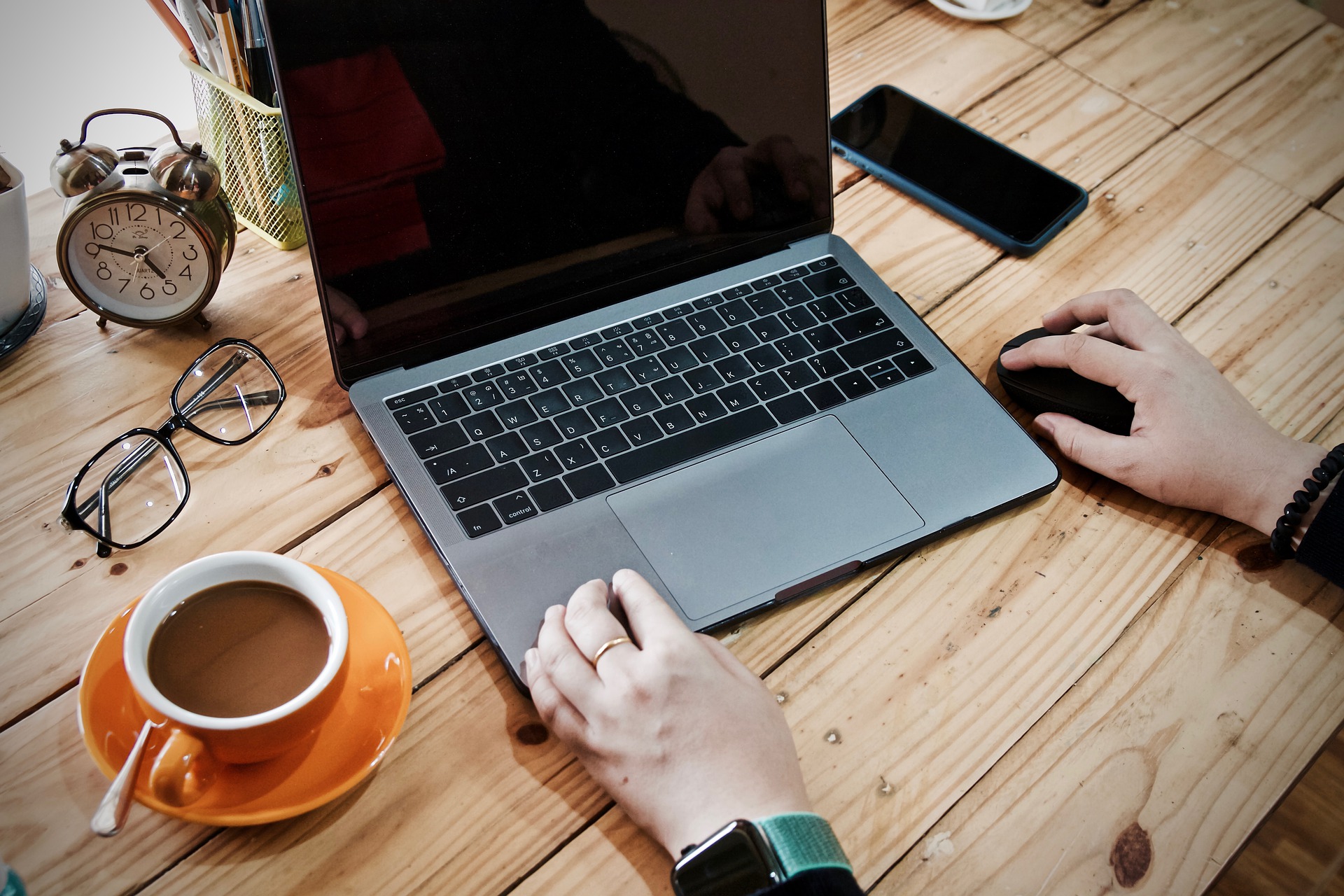 Higienis Saat Work From Home