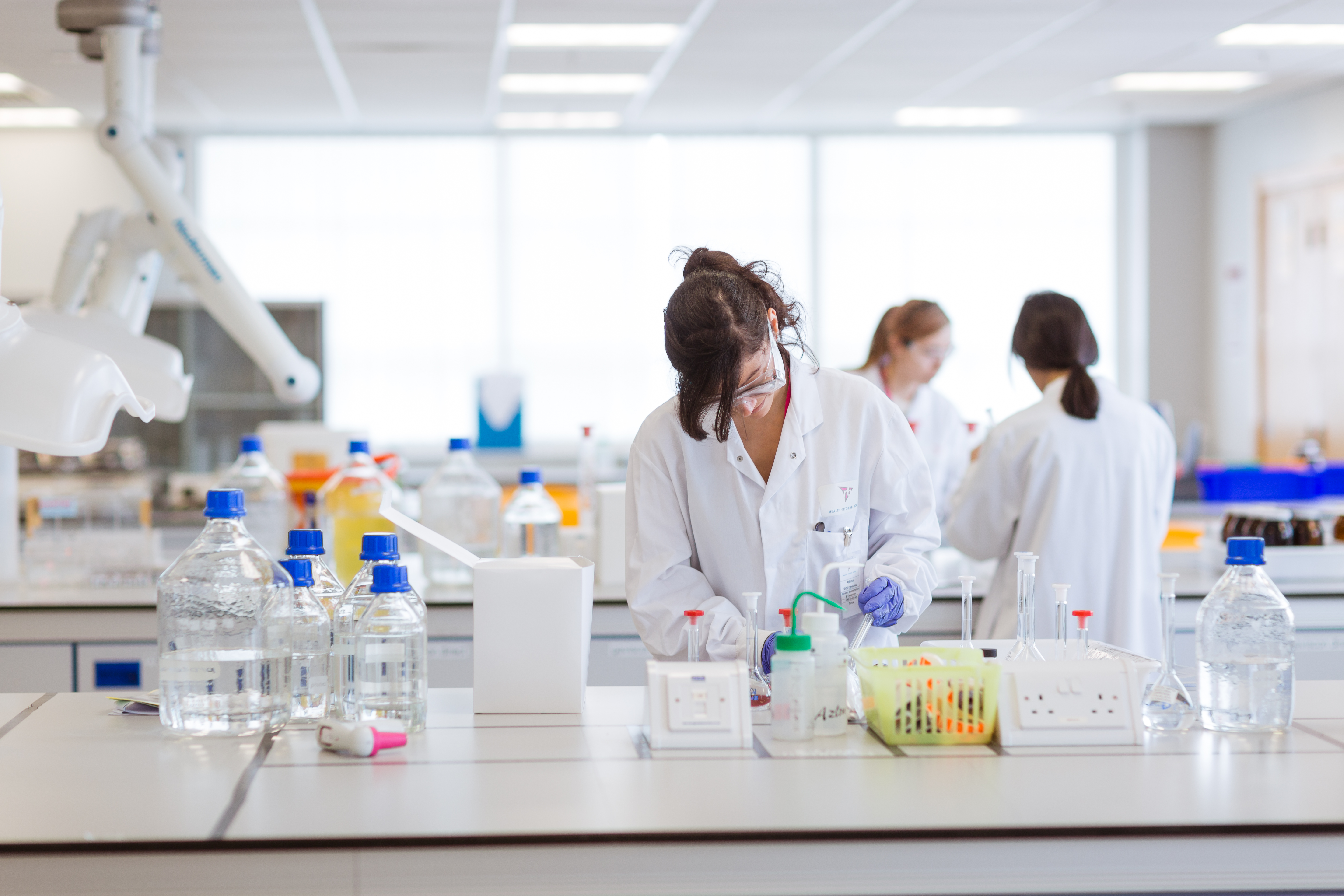 RB Lab with workers